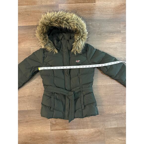 Hollister Women’s Down Puffer Jacket Small Green Faux Fur Hood Winter Coat - Picture 2 of 9